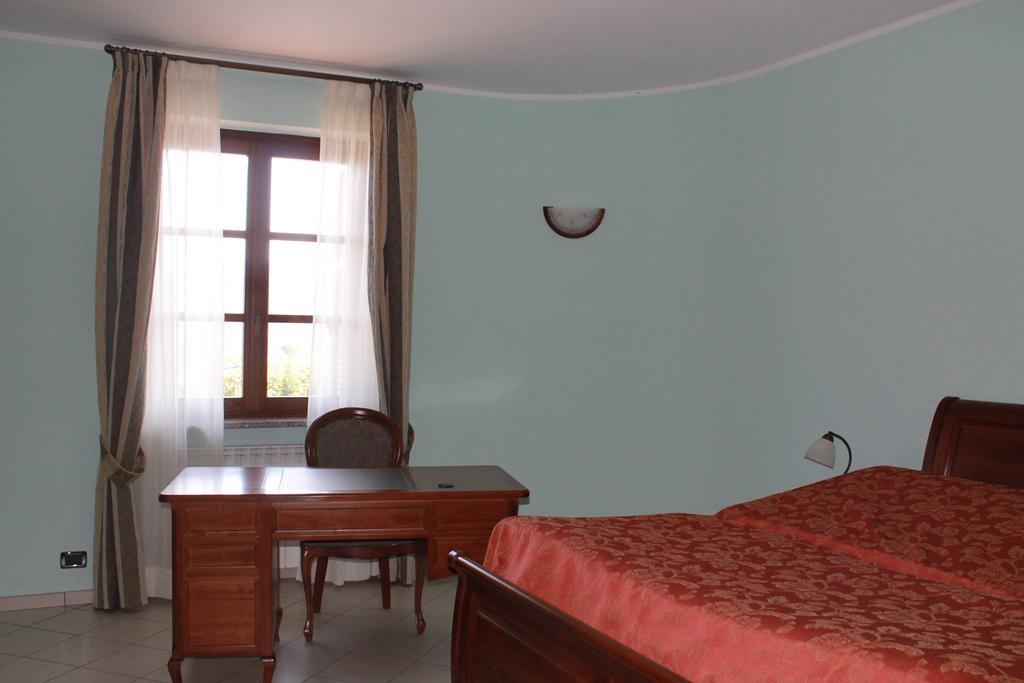 Villa Carla Castino Dış mekan fotoğraf